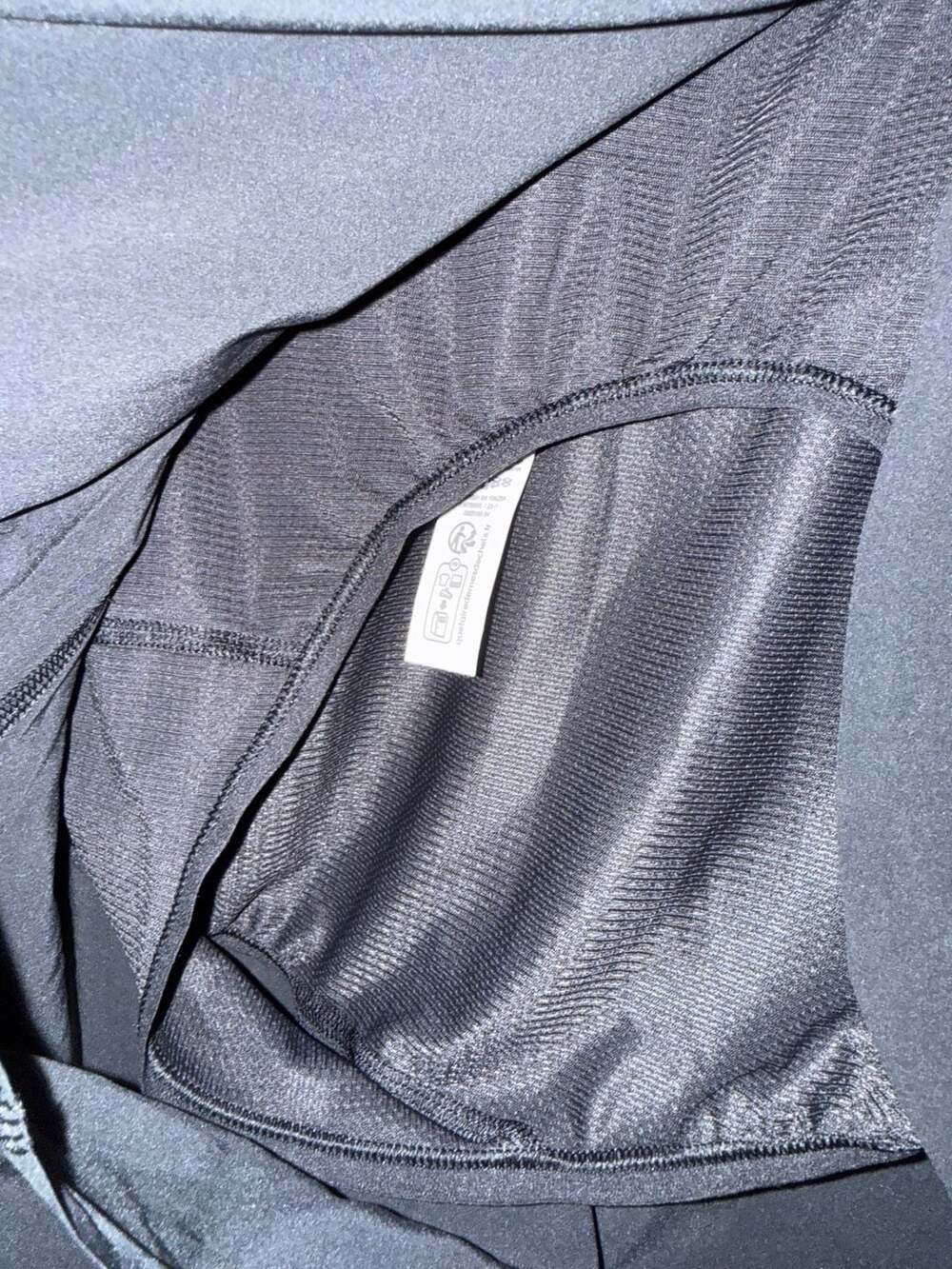 Lululemon Fast and Free High Rise Split Short 3” Black Size XL NWT - Picture 5 of 5